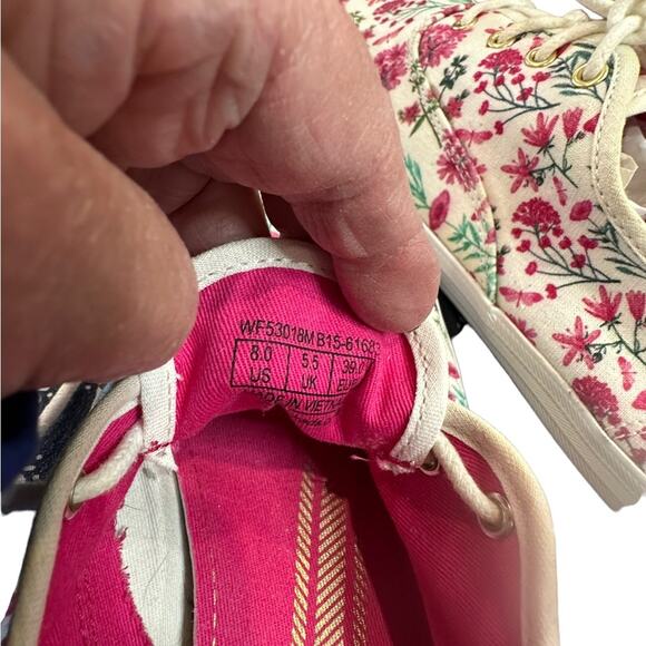 Keds floral canvas shoes pink flowers green leaves lace up size 8 - Picture 6 of 6